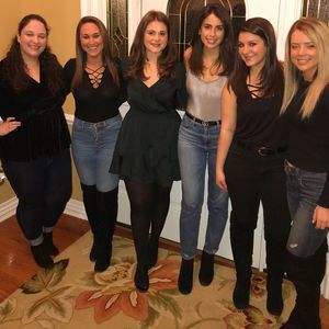 Meet your Posher, Laura